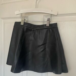 Girls pleather skirt sz 5/6